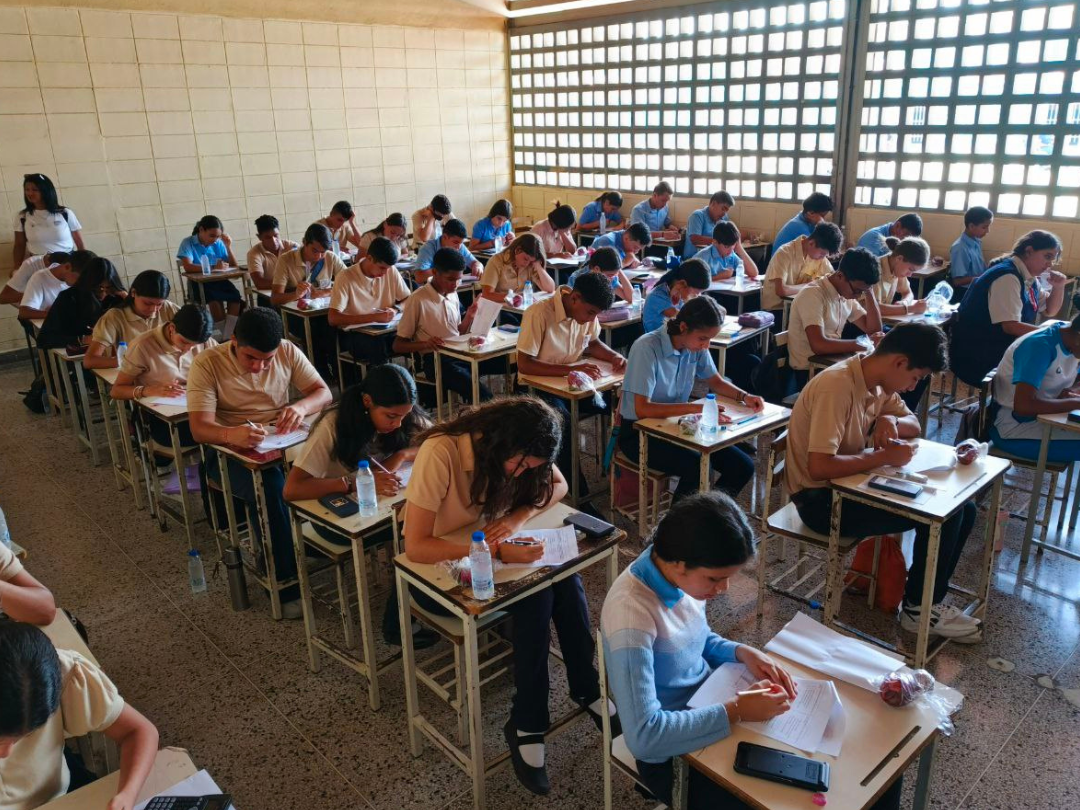 Este 30 de abril fue un día maravilloso para nuestra generación genial y el desarrollo de la ciencia, la tecnología y la innovación en Venezuela.