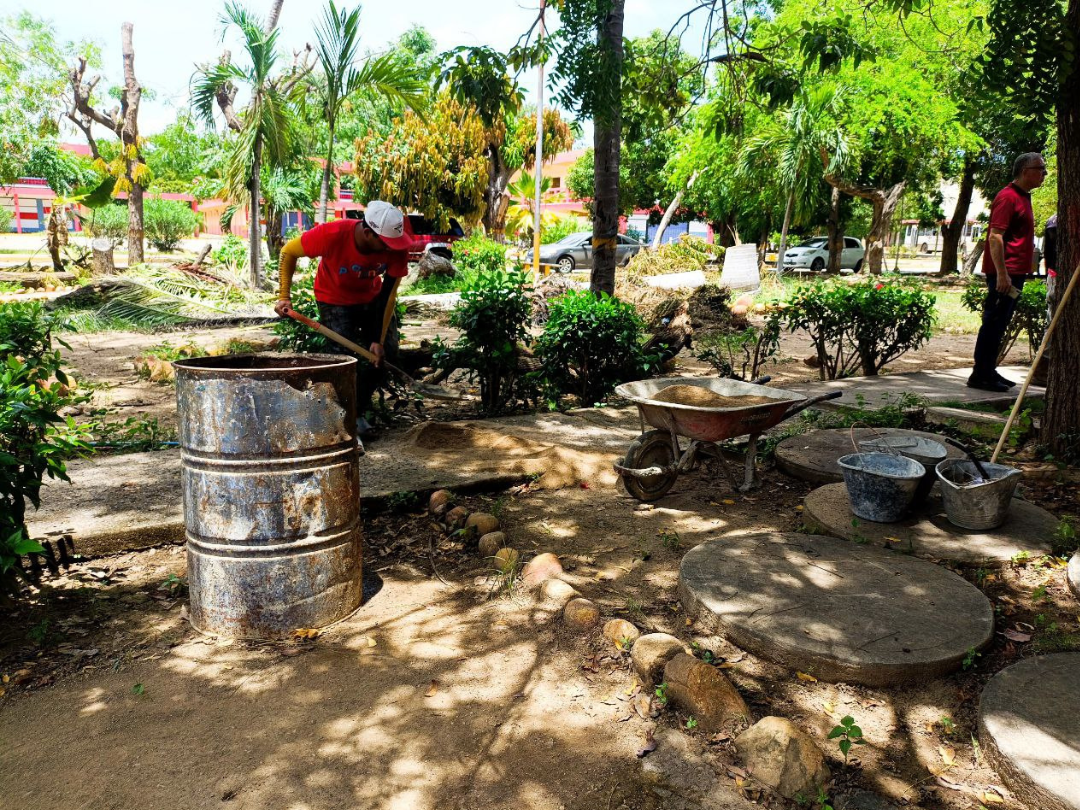 Fundacite Sucre supervisa segunda fase del proyecto del laboratorio de electromedicina y Taller de Cayapa Heroica en la Uptoscr