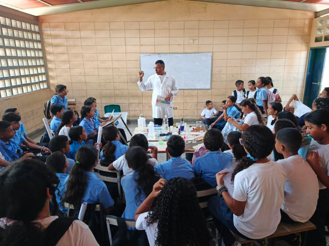 Ciencia en acción: 289 estudiantes se suman al Despliegue Territorial de Semilleros Científicos en el C.E. José Silverio González de Cumaná